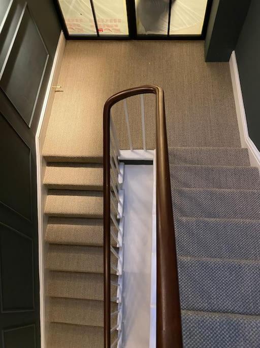 Apartment Luxury Georgian - 5 Minute Walk To